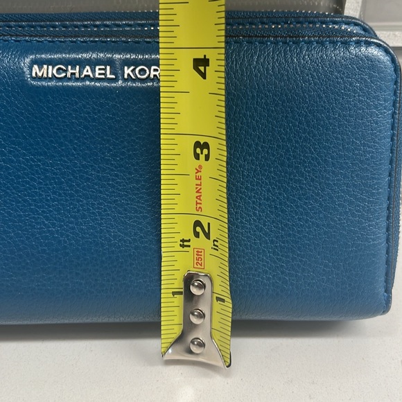 Michael Kors MICHAEL Adele Steel Blue Double Zip Wallet - Picture 3 of 10
